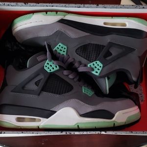 AIR JORDAN "GREEN GLOW" IV (4'S)
